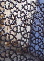 گره سقف کاذب درحال ساخت