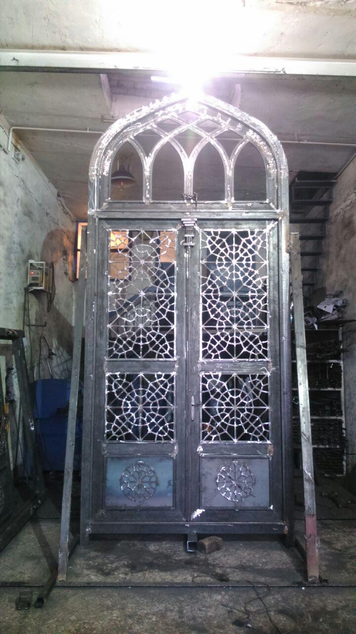 نمونه درهای گره چینی شده