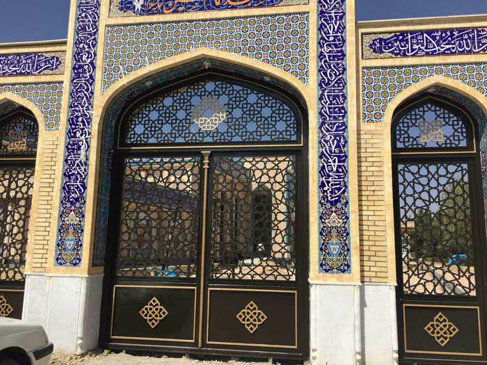 درب های ورودی مسجد دانشگاه مرودشت شیراز